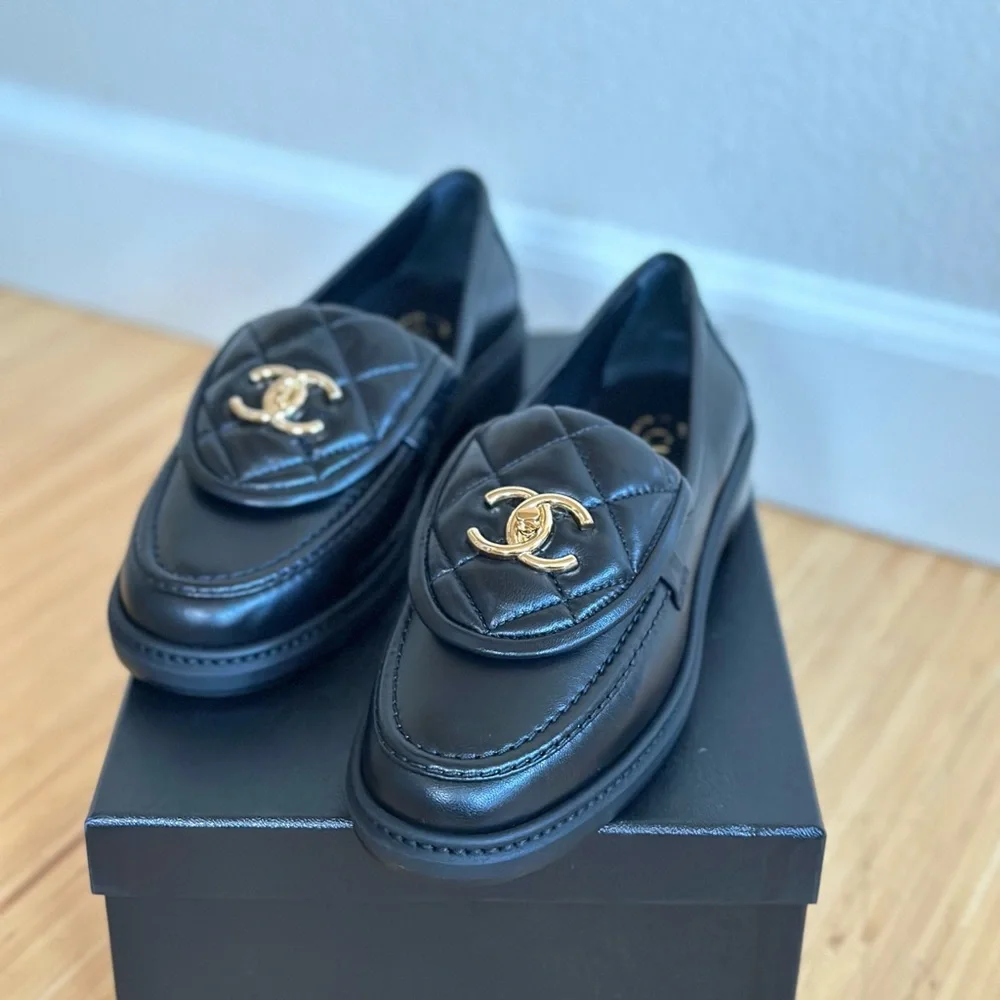 Chanel loafers - Picture 4 of 4